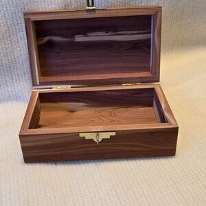 Cedar Box with Latch - Med Size
